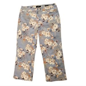 Capri Pants Floral Print